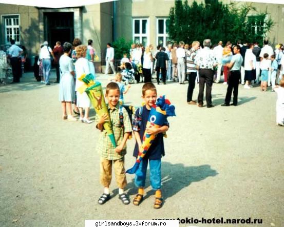 Poze cu cei doi gemeni:Bill&Tom - si nici asta....dar sunt asa draguti - Galerie de imagini