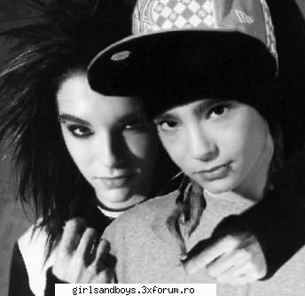 Poze cu cei doi gemeni:Bill&Tom - mititika23 - Galerie de imagini