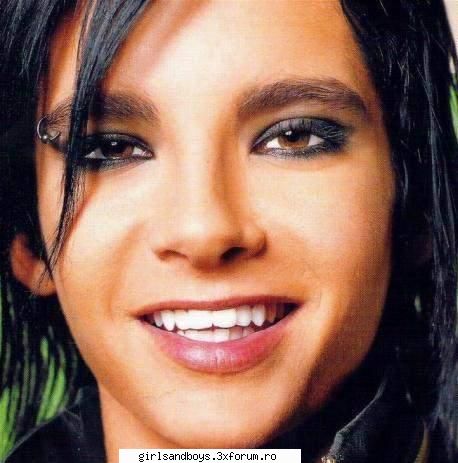 poze bill kaulitz - frumos mai rade baiatu asta:* - Galerie de imagini