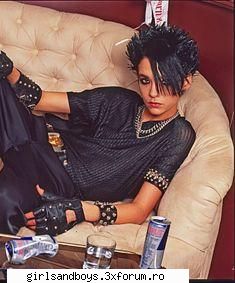 poze bill kaulitz - imi place poza asta la nebunie - Galerie de imagini
